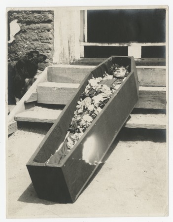 Body of a woman prepared for burial, Mesa Grande