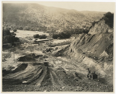 Construction of Henshaw Dam