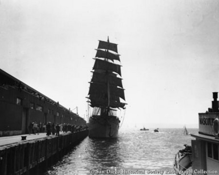 Japanese sailing ship Kaiwo Maru docked at Broadway Pier