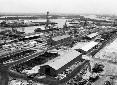 Levingston Shipbuilding Company, Orange, Texas [Glomar Challenger under construction at dock]