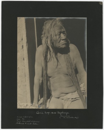 Ami hop-soo tap-churp (Round Blue Sky), portrait of an American Indian man