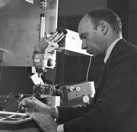 Marcos Intaglietta with microscope