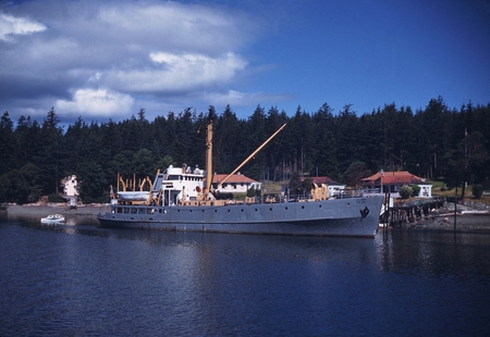 U.S. Army FS-210 at Lab Dock after bringing Panel on Oceanography
