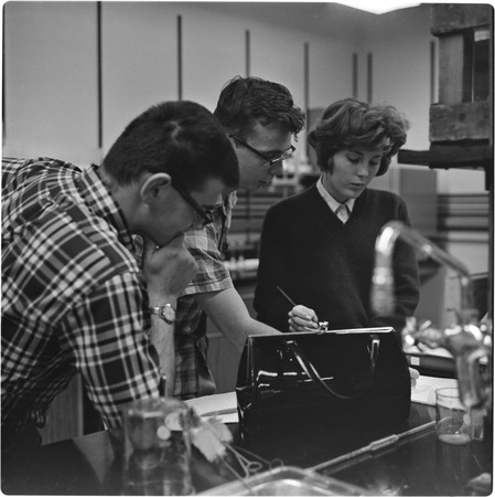 Students in laboratory, UCSD