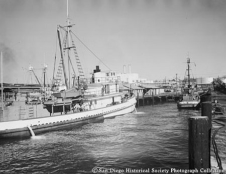 Tuna boats docked at San Diego Marine Construction Company