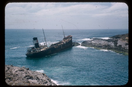 Wreck south of Punta Calaveras, The Tampico