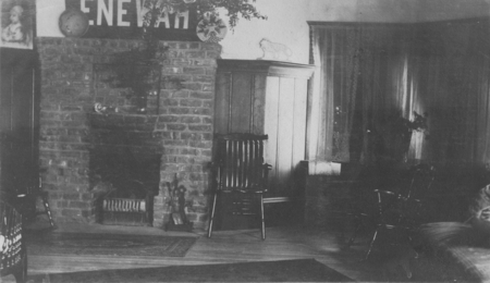 The Enewah Club room, in the Edna Watson Bailey house at UC Berkeley. Circa 1903.