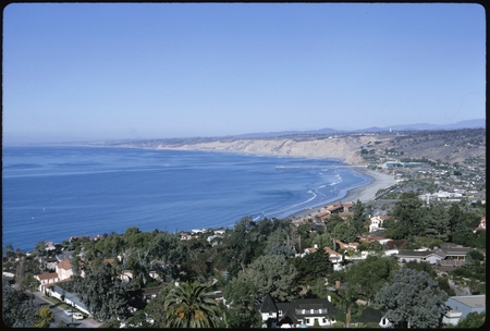 View of La Jolla Shores and Scripps Institution of Oceanography, facing north