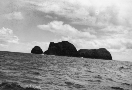 Necker Island (Mokumanamana), Hawaiian Islands, as seen from R/V Horizon