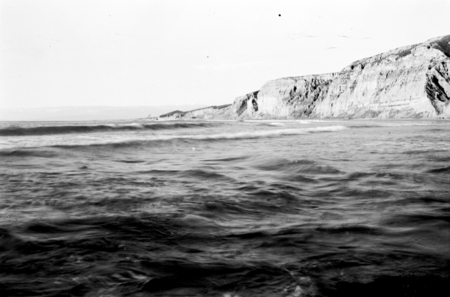 Ocean and cliffs, looking north from Scripps Institution of Oceanography