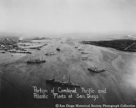 Portion of combined Pacific and Atlantic fleets at San Diego