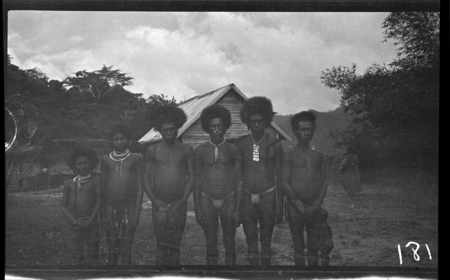 Mafulu men and boys at Dilava mission