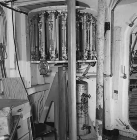 Nansen bottle used aboard R/V Spencer F. Baird, Transpac Expedition