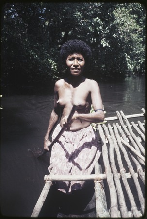 Kaiyabai&#39;i paddles small canoe on river