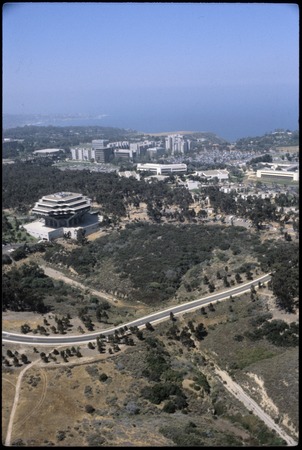 Geisel Library and John Muir College