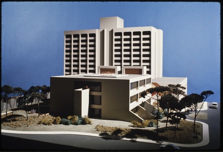 UCSD Medical Center, Hillcrest, Outpatient Center model