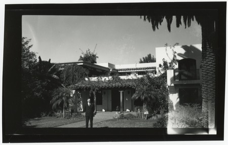 Exterior of Fletcher home at 4th and Walnut Avenue, San Diego