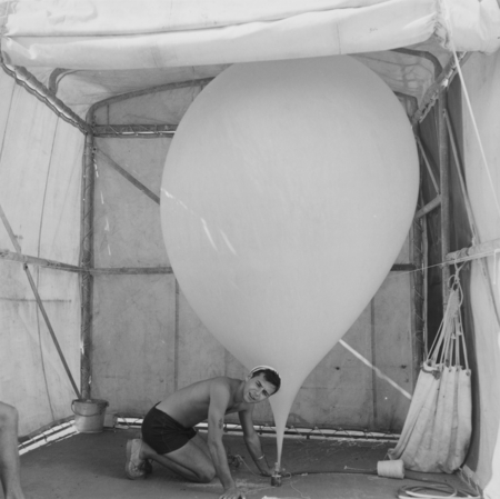 Frank J. Friel with weather balloon aboard R/V Horizon