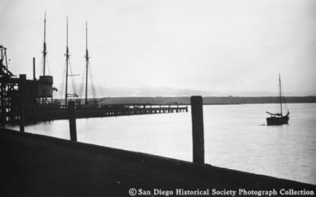 Sailing ship docked at Spreckels Brothers Commercial Company coal bunker wharf