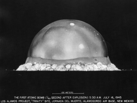 Manhattan Project Trinity test nuclear explosion