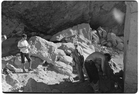 At Cueva de las Flechas in the Sierra de San Francisco