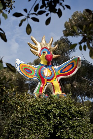 Sun God: view of top half of sculpture from the front