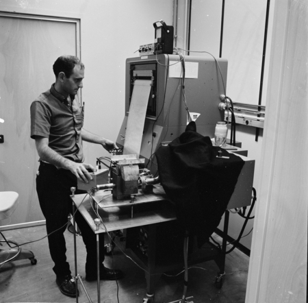 Sheldon Schultz working with Carry Spectrophotometer