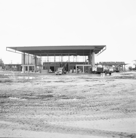 Construction of Galbraith Hall, UC San Diego