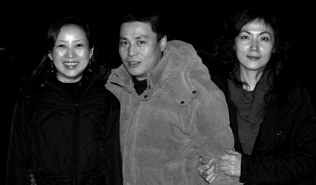 Cai Qing&#39;s friends outside of my Brooklyn house
