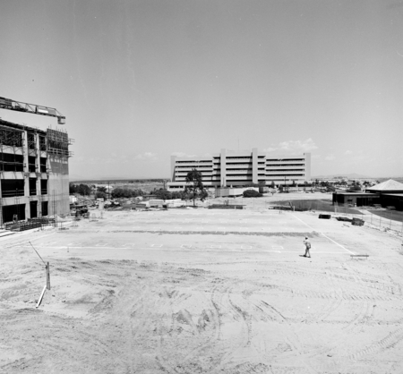 Construction of the School of Medicine on the former Camp Matthews site, UC San Diego