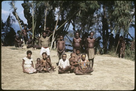 Some members of Timbamaruwaga clan, Nimagamf subclan