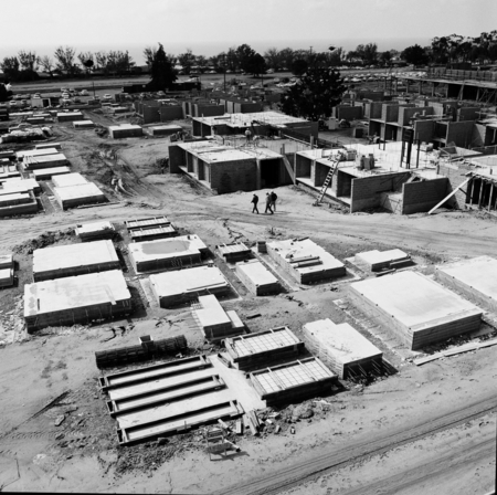Student housing construction, Revelle College, UC San Diego