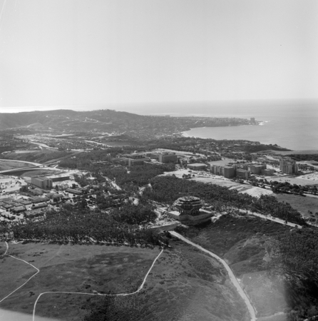 Aerial view of the UC San Diego campus and La Jolla (looking south)