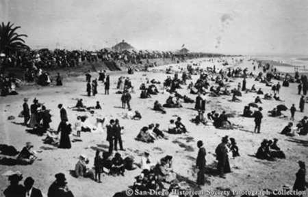 People gathered on Coronado beach to watch Great White Fleet pass by