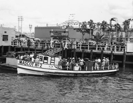 H & M Sport Fishing boat Mascot No. 2 loaded with fishermen | Library  Digital Collections | UC San Diego Library