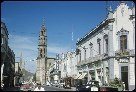 Avenida México in Tepic