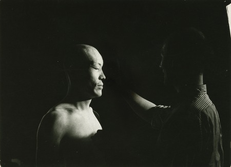 Ping: Film documentation: Photograph of actor Maro Sekiji