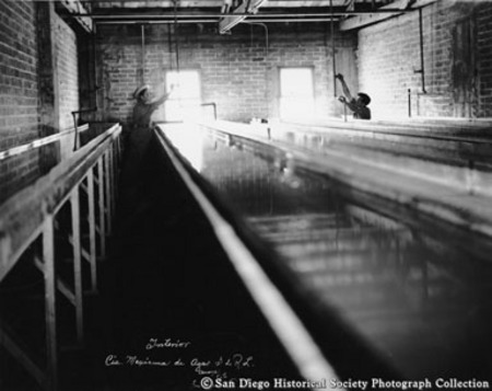 Interior view of American Agar and Chemical Company&#39;s Baja California plant