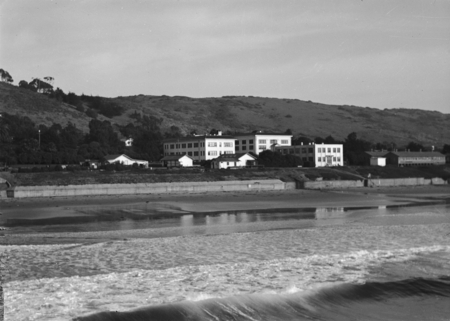Scripps Institution of Oceanography and the surrounding hills adjacent to the campus as seen from the Scripps pier. 1947.