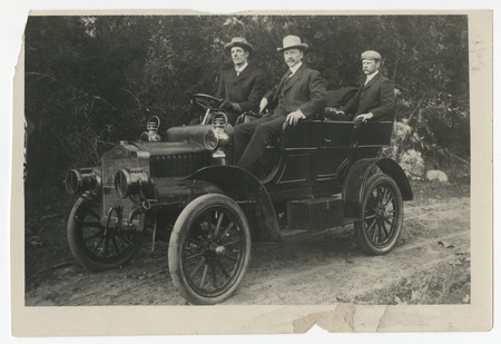 Ed Fletcher, John Nolan and George Marston in Fletcher&#39;s Maxwell car, Julian, California