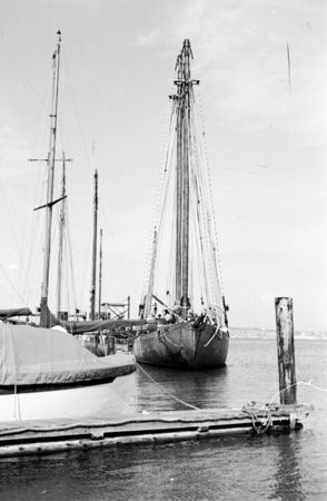 Scripps Institution of Oceanography ship E.W. Scripps at dock