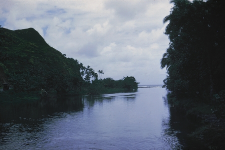 [River Tahiti]